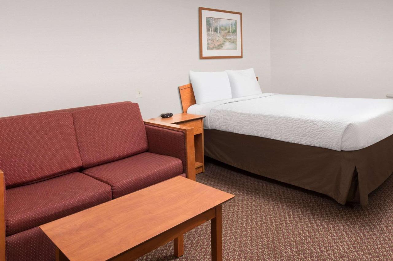 Woodspring Suites San Antonio North Live Oak I-35 מראה חיצוני תמונה