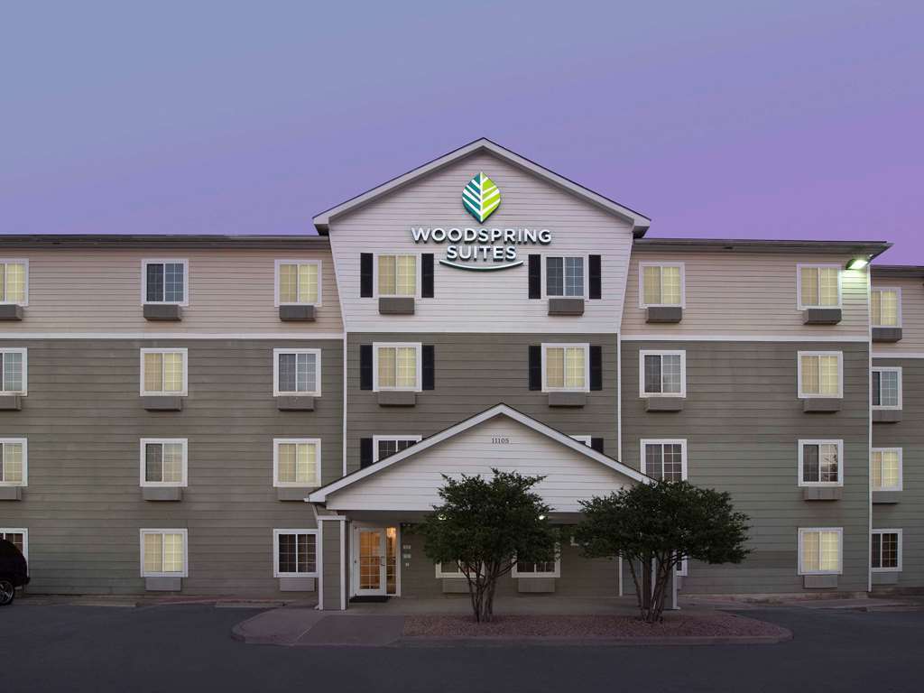 Woodspring Suites San Antonio North Live Oak I-35 מראה חיצוני תמונה
